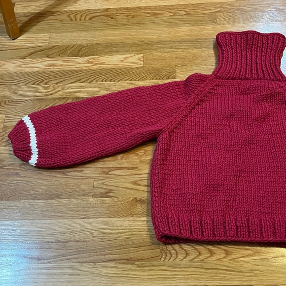 Gogo Oui Sku Pullover Sweater One Size NWT - Picture 16 of 17